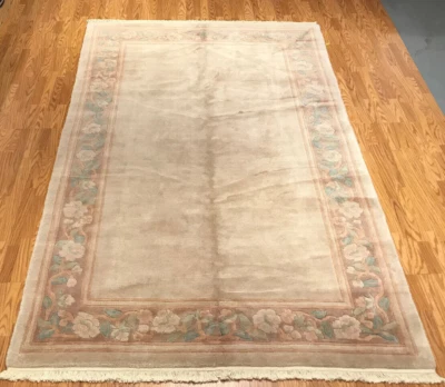 8 X 10 Hand Knotted 100% Wool Area Rug - Image 1 of 4