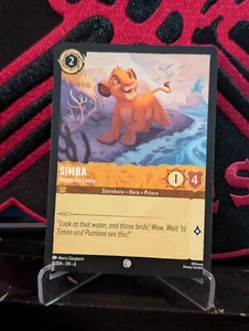 Simba - Happy-Go-Lucky - 5/204 - Common Lorcana Azurite Sea M/NM Non Foil - Picture 1 of 1
