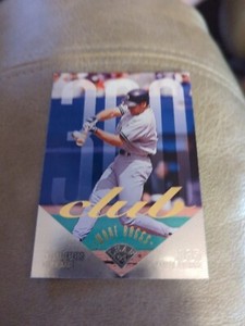 Wade Boggs 1995 Leaf 300 Club #11 New York Yankees