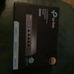 TP Link TL-R470T+ Load Balance Broadband Router - Picture 1 of 4