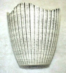 MID CENTURY ROYAL HAEGER RIBBED FLOWER POT/ VASE * WHITE W/ SMOKE BRUSH TRIM 6" - Picture 1 of 4