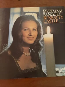 1975 CATRIONA YEATS & DOUGLAS GUNN Mediaeval Banquet Bunratty Castle UK LP NM - Picture 1 of 6