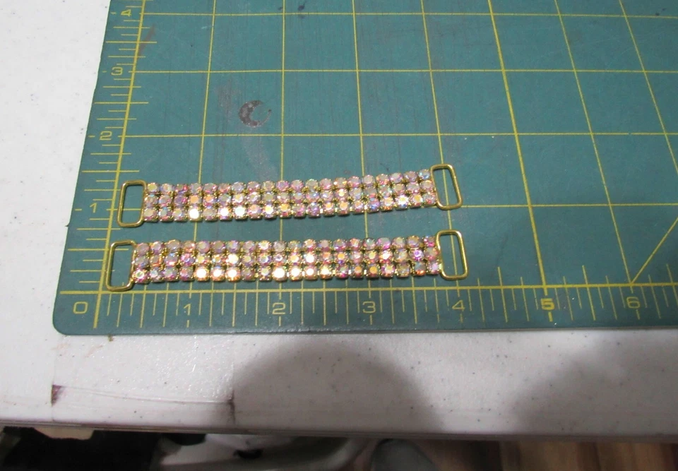 Conectores de bikini de diamantes de imitación de cristal de 3 filas cadena de metal para decoración de ropa de natación Foto 1 de 1