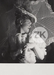 SIMONE SIMON Théatre LE BONHEUR MESDAMES Opérette Ombrelle LIPNITZKI Photo 1934 - Picture 1 of 1