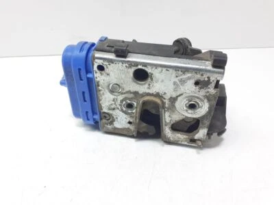 Cerradura puerta trasera derecha audi a6 s6 c4 4a 1995 4a0839016d ust92297 Foto 1 de 3