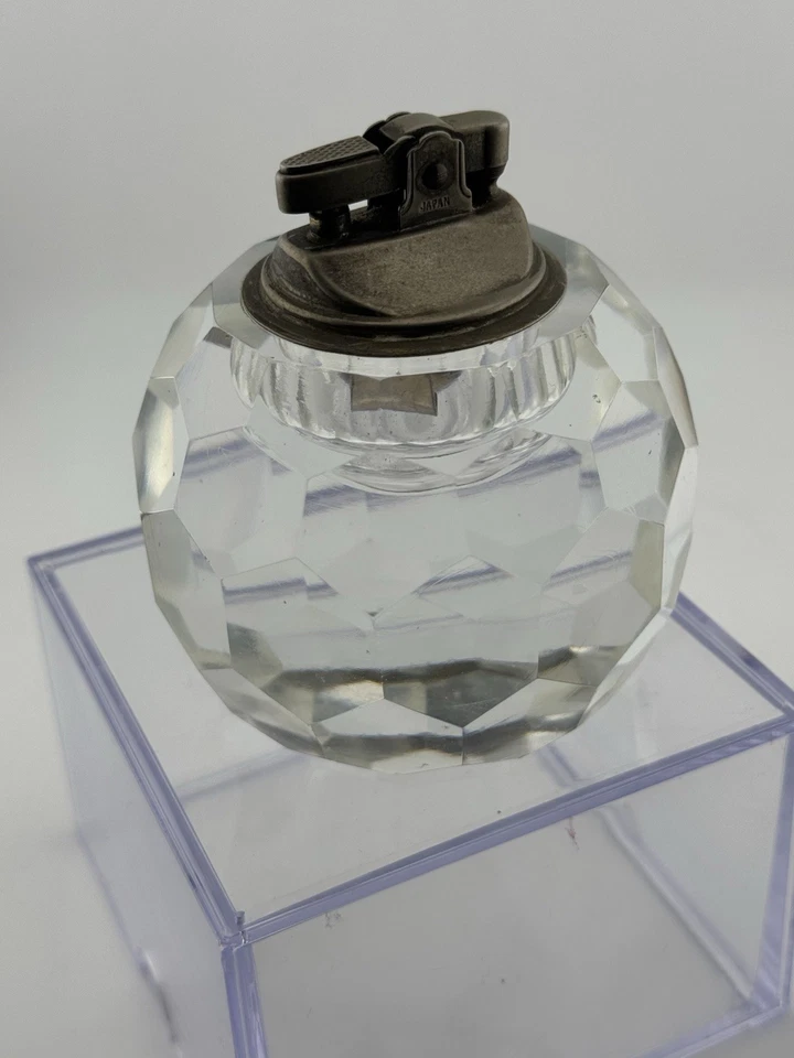Encendedor de mesa vintage Japón vidrio-cristal cortado a mano años 70 Foto 1 de 4