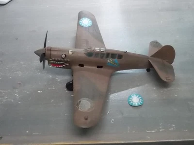 Testors Fly'Em P-40E Warhawk .049 (VG) (Motor is STUCK / GUMMED UP) PLEASE READ - Image 1 of 4