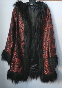 Dolls Kill CURRENT MOOD Damen Mantel Gr. S rot schwarz Kunstfell Brokat Goth Drache - Bild 1 von 10