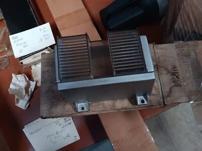 NOS 1977 BUICK ELECTRA LENTE LÁMPARA RESPALDO DERECHA 5968186 Foto 1 de 3