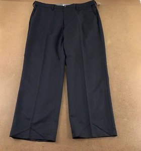 Amazon Essentials Men's 40 X 30 Classic-Fit Black Flat-Front Dress Pants NWT - Picture 1 of 8