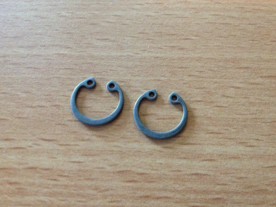 X2 CLIPS DE PISTON 13MM TYPE ORIGINE CYCLOS MBK 51 AV10  MOTOBECANE AV7 41 88..  - Imagen 1 de 1