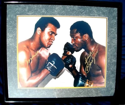 Muhammad Ali & Smokin Joe Frazier signed auto autographed 16x20 photo framed JSA - Image 1 of 3