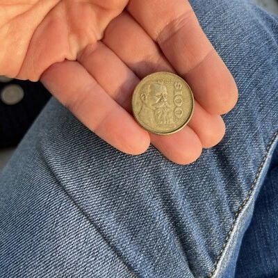 Moneda mexicana de pesos 1990.  Foto 1 de 4