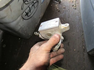 1992 honda vt1100 shadow front brake master cylinder - Picture 1 of 1