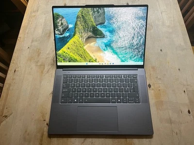 LENOVO Yoga Slim 7i Aura Edition 15.3" Ultra 7 258V 32GB 1TB SSD Copilot+ Laptop - Image 1 of 4