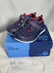 Stride Rite Kid Made2play Phibian Navy Red Stars Sneaker Wasserschuhe Gr. 8 NEU - Bild 1 von 12