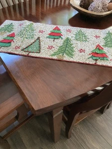 Christmas Table Runner-Beaded Centerpiece By GLITZ & GLIMMER/13” By 36” - Picture 1 of 6