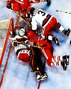 1980 Men's Olympic Hockey USA Jim Craig vs Russians Game Action 8 X 10 Photo Pic