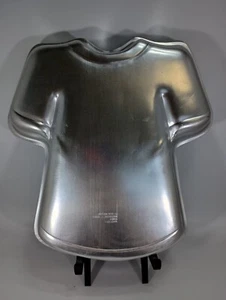 Wilton T-shirt Dress Cake Mold Pan Vintage 1979 502-5617 - Picture 1 of 3