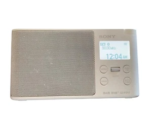 Radio portátil Sony DAB/DAB+ usada - blanca -XDR-S41D - Imagen 1 de 7