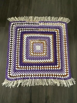 Manta de ganchillo de abuela hecha a mano de colección afgana 35x36 cálida, colorida púrpura Foto 1 de 3
