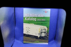Tillig Spur H0/H0m/H0e Katalog 2022/23/sehr guter Zustand - Bild 1 von 2