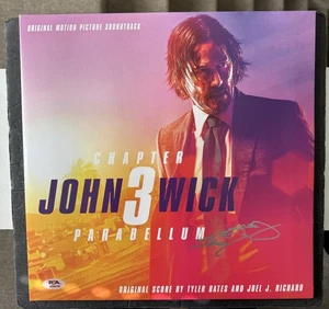 Tyler Bates Signed Autographed John Wick 3 Soundtrack Vinyl PSA/DNA COA composer - Picture 1 of 3