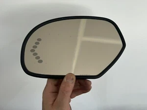 2007-2008 Suburban Yukon Escalade Tahoe Left Driver HEAT AUTO DIM Mirror GLASS - Picture 1 of 5