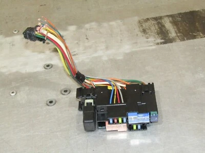 Nissan Pathfinder 2005-2008 OEM caja de fusibles bloque panel 05 06 07 08 Foto 1 de 4