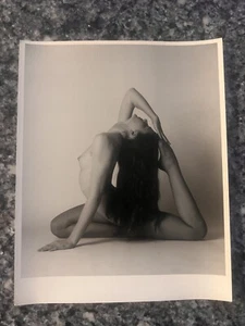 Vintage 1970’s Girl Pretty PIN UP Risque Nude Original Girlie Glamour Photo #8 - Picture 1 of 2