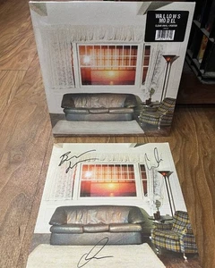 AUTOGRAPHED COPY Wallows - Model LP Clear Vinyl Signed Insert Included - Imagen 1 de 1