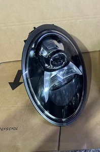 Porsche 991 911 Left HID Xenon headlight perfect - Picture 1 of 6