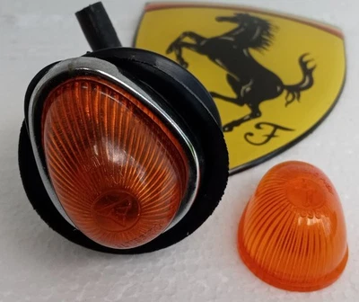 Luz marcadora lateral ámbar delantera Ferrari 250 GT Carello_239-82-202-00_GENUINA Foto 1 de 4