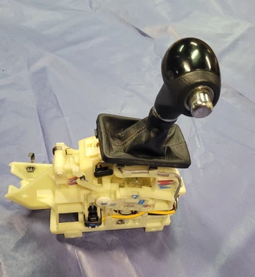 Palanca de cambios de piso de transmisión - OEM - KIA SEDONA 2015 2016 Foto 1 de 4