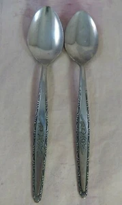 VNTG 2 Stylecraft T&N Teaspoons Single Rose Pattern SYF2 Stainless Japan 6 1/2" - Picture 1 of 4
