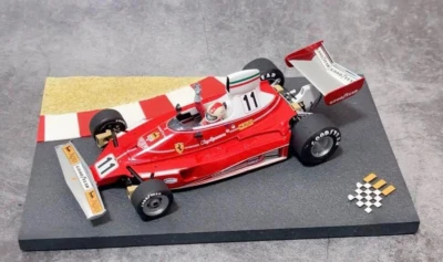 1/18 Exoto Ferrari 312T Vincitore GP d'Italia Clay Regazzoni 1975 #11 Rosso d... - Immagine 1 di 4