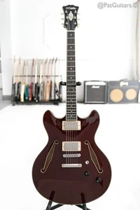 2022 D'Angelico Excel DC Tour Collection in Solid Wine - Picture 1 of 8