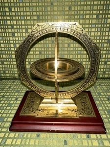 The Mariners Compass Brass - The Noble Collection - Desktop Compass - Free Ship - Picture 1 of 7