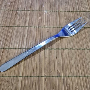 IKEA FORNUFT SALAD & DINNER FORKS SMALL GROUPINGS - 224 58 - CHOICE - Picture 1 of 4