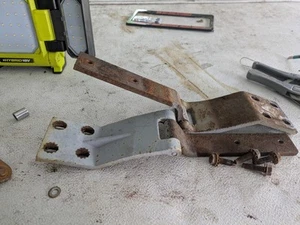 1964 1965-1966 Ford Thunderbird Convertible Top Trunk Lid Hinge Brackets 64 65 - Picture 1 of 2
