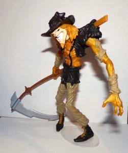 Twister Strike SCARECROW Legends of the Dark Knight 7" Figure w/Scythe & Stand - Picture 1 of 6