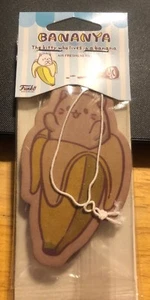 Funko Crunchyroll Bananya Kitty in Banana Deodoranti Hot Topic Esclusivo ๐ - Foto 1 di 3