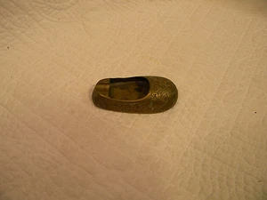 Mini Brass Shoe Ashtray Made in India Floral Etched Decor 3 3/8" Long - Picture 1 of 2