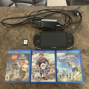 PS Vita Wifi/3G PCH-1101 con 4 juegos y 2 tarjetas de memoria - Imagen 1 de 8