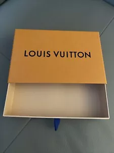 New Authentic Louis Vuitton Empty Gift Box🎀 Ideal for  Small Purse 21x14x4cm - Picture 1 of 7