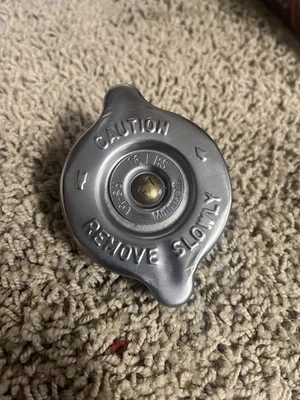 Крышка охлаждающей жидкости радиатора Motorcraft 16 фунтов RS-51 Ford Mustang Capri 5,0 л Foxbody  - Изображение 1 из 3