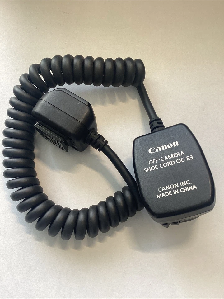 Genuine OEM Canon Off Camera Shoe Cord OC-E3 - Image 1 of 1