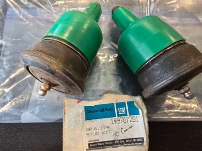 Genuine GM Camaro Lower Ball Joints #9767281 ONE PAIR NOS - Image 1 of 3