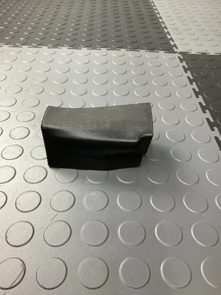 Infiniti QX60 2013-2020 delantero derecho lado del conductor guardabarros inferior cubierta moldeada OEM Foto 1 de 4