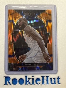 2022-23 Panini Select LeBron James Orange Flash Prizm Los Angeles Lakers #26 - Picture 1 of 2